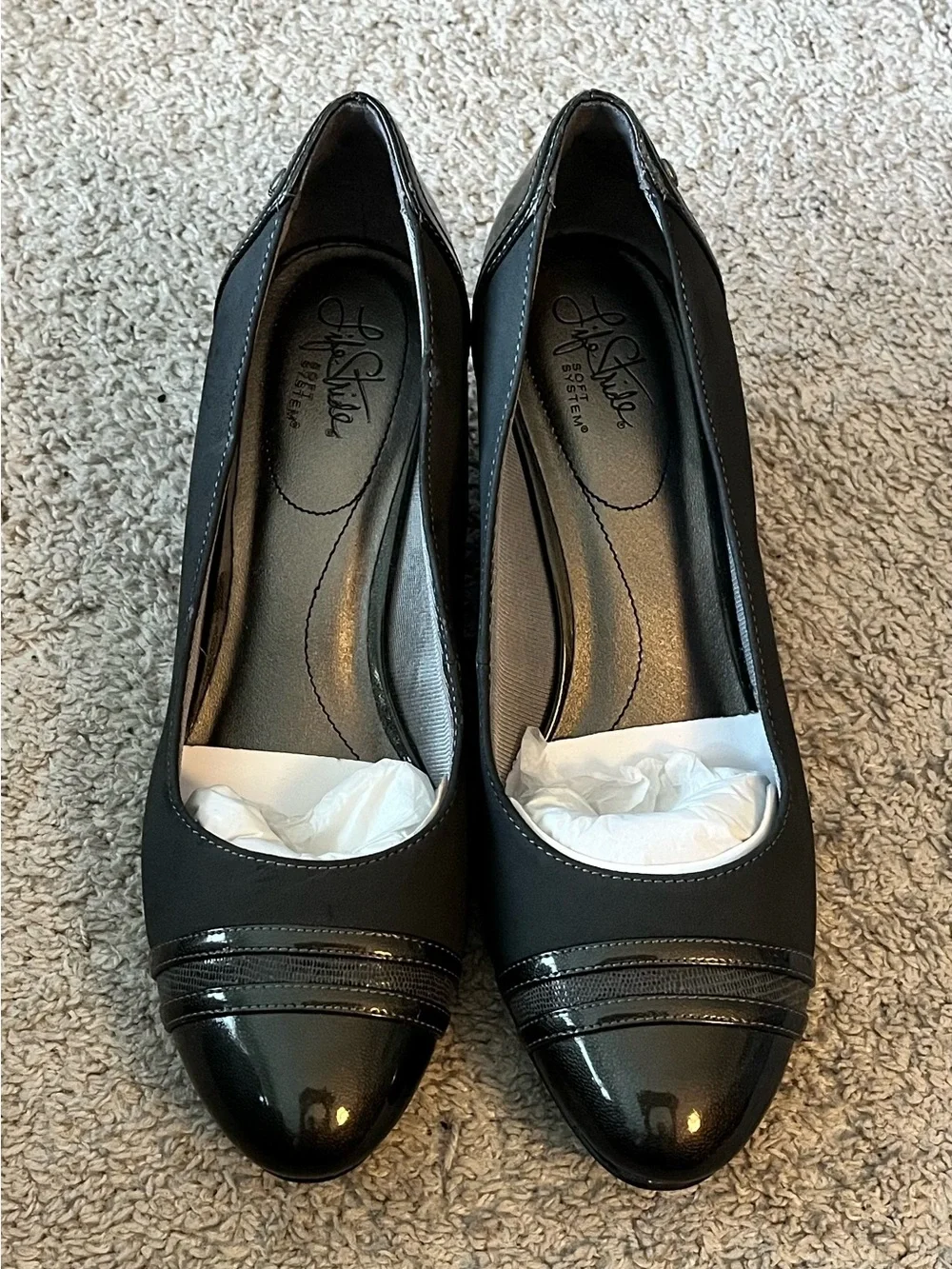 LifeStride Juliana Gray Patent Wedge Pumps Size 11W